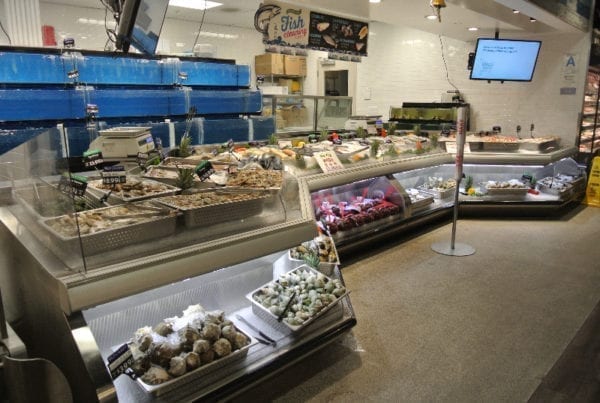 Custom Angled Ice-Only Non-Refrigerated Seafood Case with Front Grab and Go Bunkers - Atlantic Food Bars - FSM-KK 2