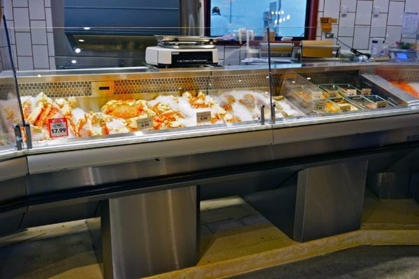 Refrigerated Seafood Display Cases on Pedestal Bases - Atlantic Food Bars - FSCN-W-P 4