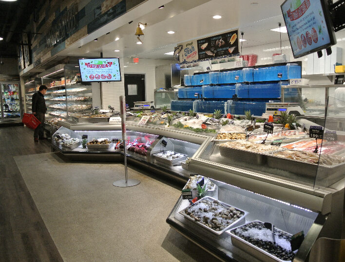 We are the experts in hot & cold food and seafood display equipment for Asian Markets.